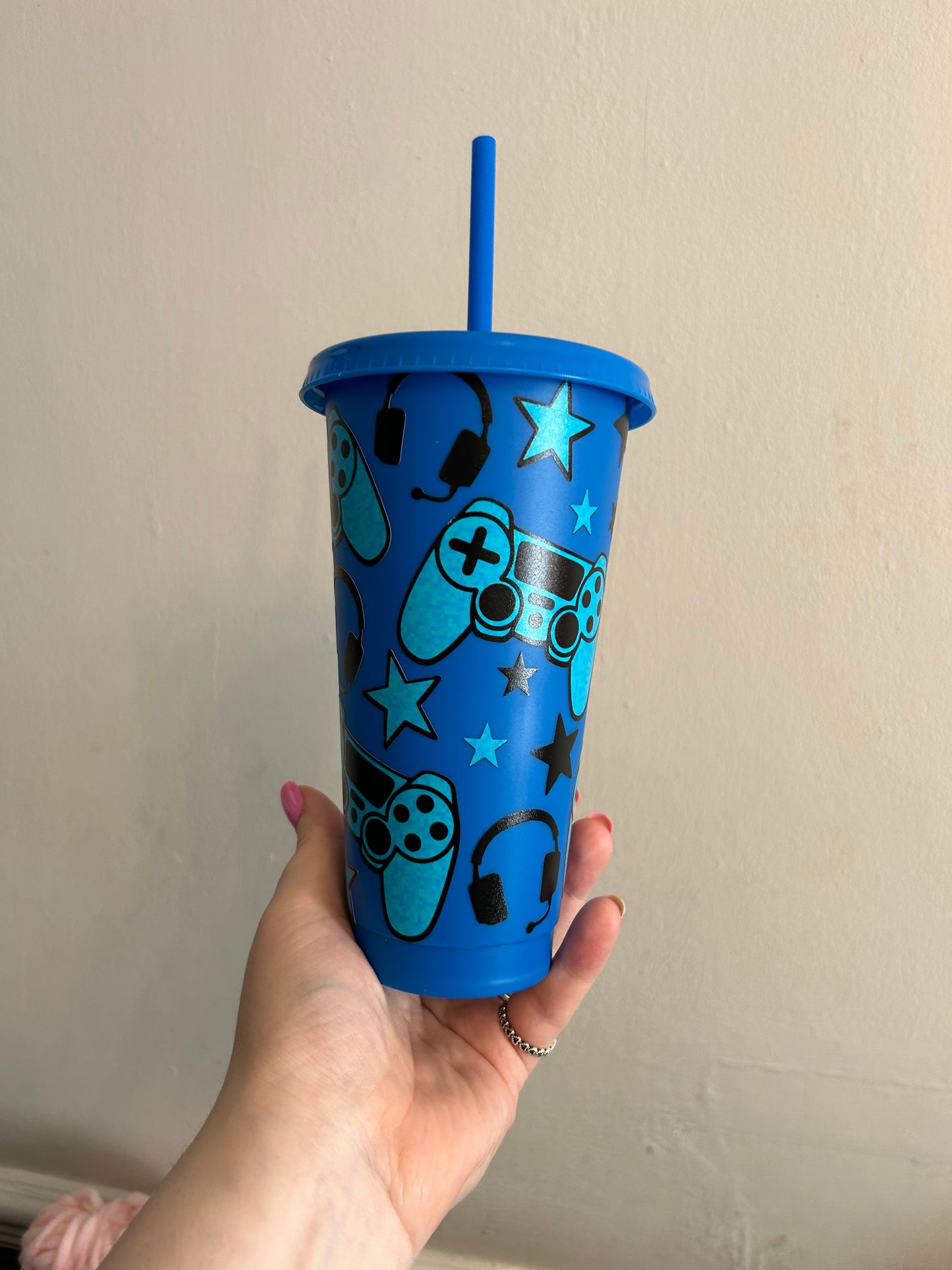 Blue gamer cup